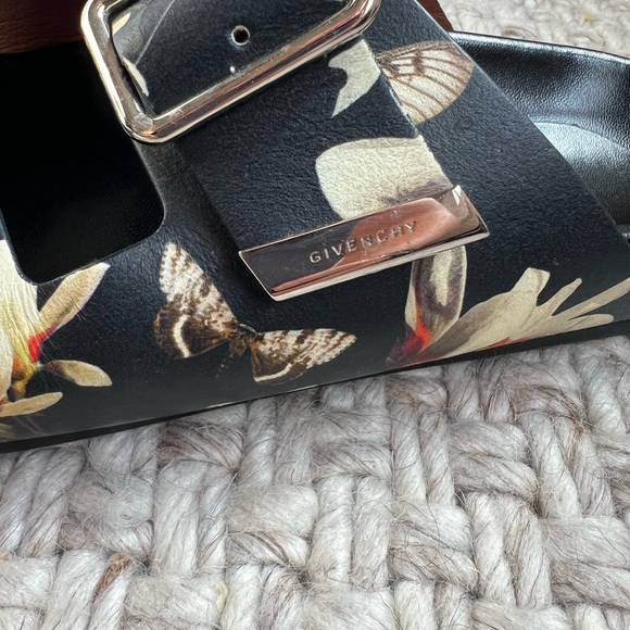Givenchy Black Leather Floral Print Double Buckle Slides - Size 41 - Picture 3 of 6